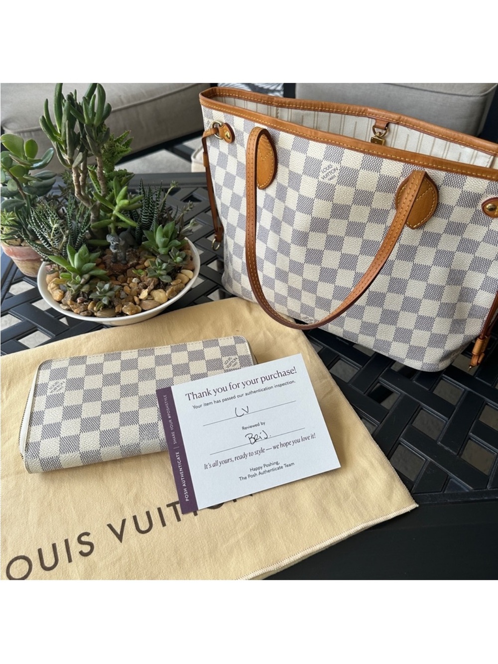 Louis Vuitton Neverfull MM, white - Picture 15 of 15